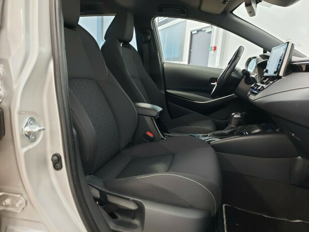 toyota-corolla-elektrisitetbensin-2020-big-19