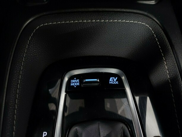 toyota-corolla-elektrisitetbensin-2020-big-30