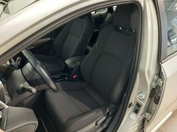 toyota-corolla-elektrisitetbensin-2020-big-17