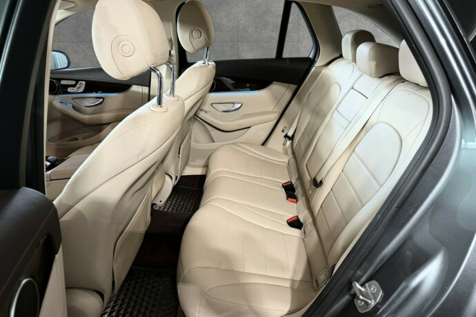 mercedes-benz-glc-elektrisitetbensin-2018-big-31