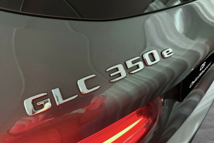 mercedes-benz-glc-elektrisitetbensin-2018-big-49