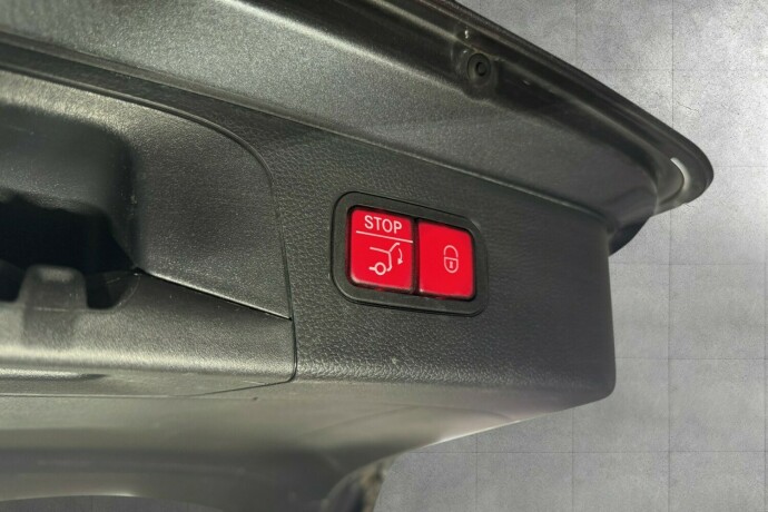 mercedes-benz-glc-elektrisitetbensin-2018-big-30