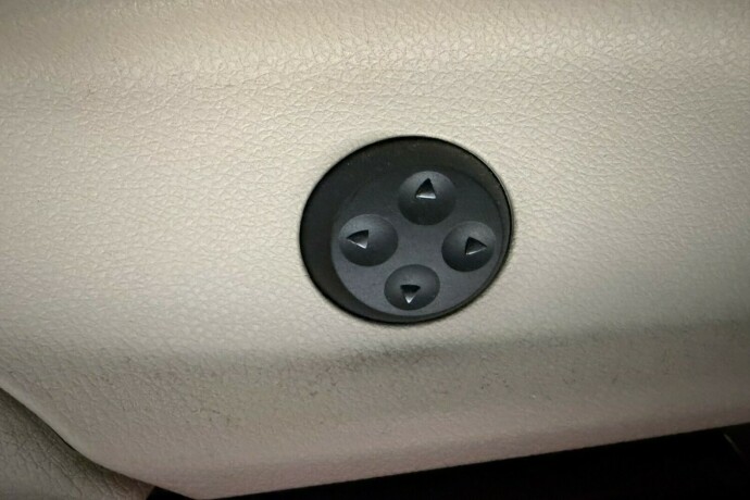 mercedes-benz-glc-elektrisitetbensin-2018-big-25