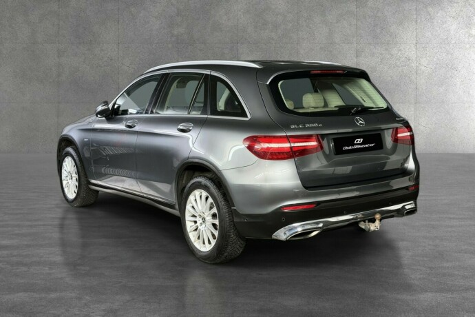 mercedes-benz-glc-elektrisitetbensin-2018-big-3