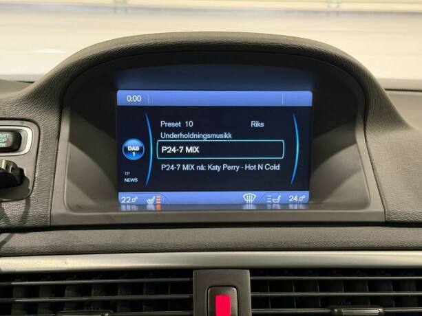 volvo-v70-diesel-2012-big-22