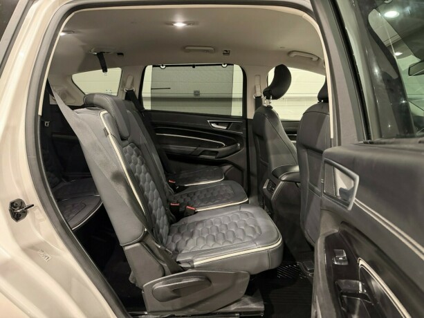 ford-s-max-diesel-2017-big-11