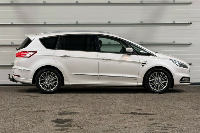 ford-s-max-diesel-2017-big-1