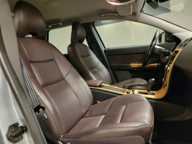 volvo-v50-diesel-2011-big-14