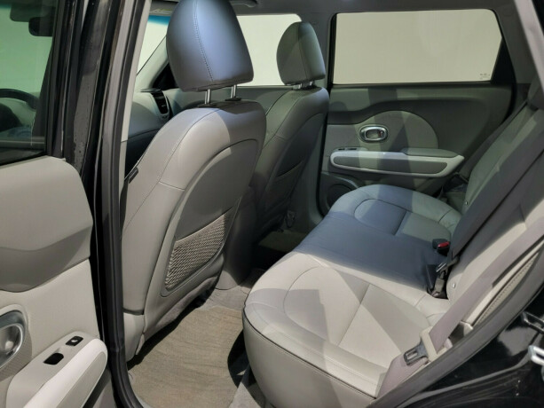 kia-soul-elektrisitet-2019-big-23