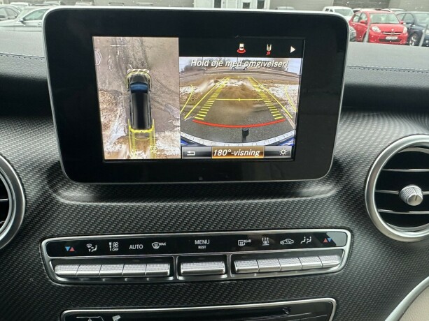 mercedes-benz-marco-polo-diesel-2017-big-16