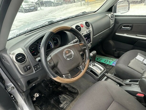 isuzu-d-max-diesel-2009-big-6