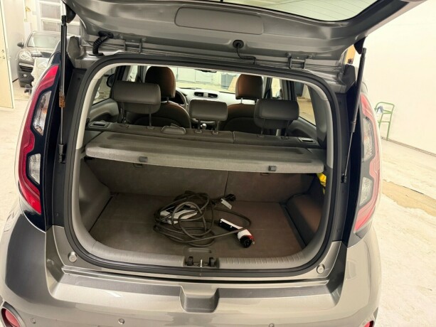 kia-soul-elektrisitet-2015-big-24