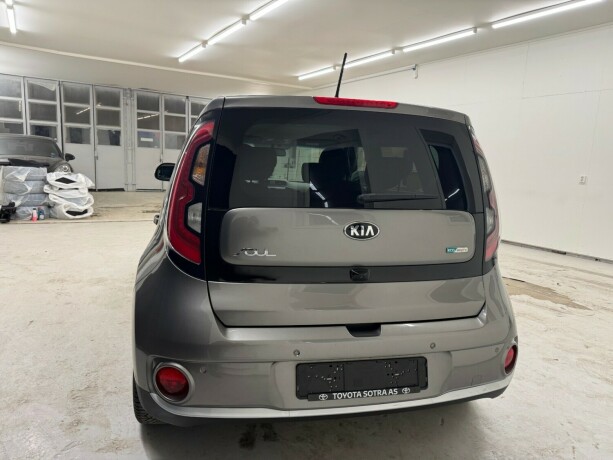 kia-soul-elektrisitet-2015-big-3