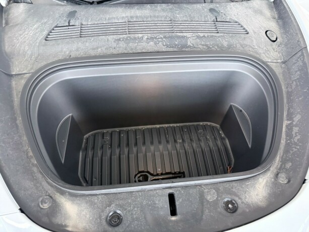 tesla-model-y-elektrisitet-2024-big-34