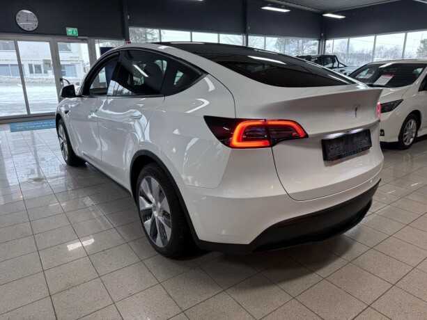 tesla-model-y-elektrisitet-2024-big-4