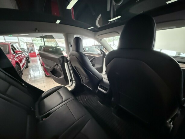 tesla-model-y-elektrisitet-2024-big-30