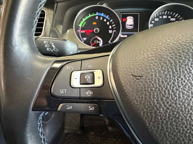 volkswagen-golf-elektrisitet-2020-big-20