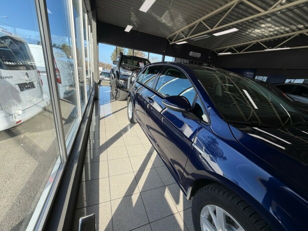 volkswagen-golf-elektrisitet-2020-big-5