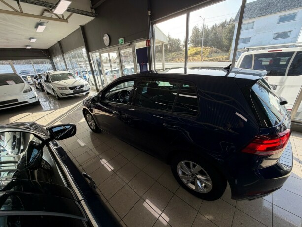 volkswagen-golf-elektrisitet-2020-big-11