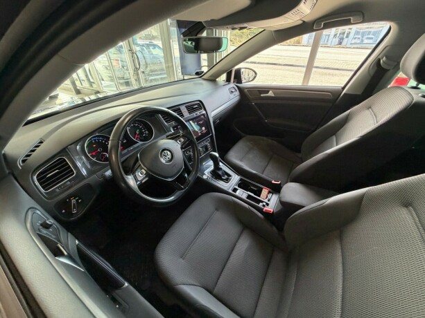 volkswagen-golf-elektrisitet-2020-big-15