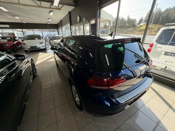 volkswagen-golf-elektrisitet-2020-big-12