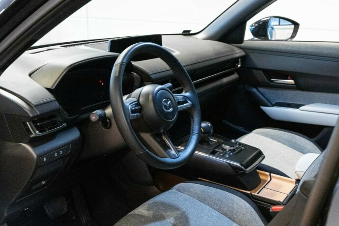 mazda-mx-30-elektrisitet-2024-big-5