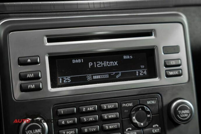 volvo-xc-70-diesel-2011-big-30