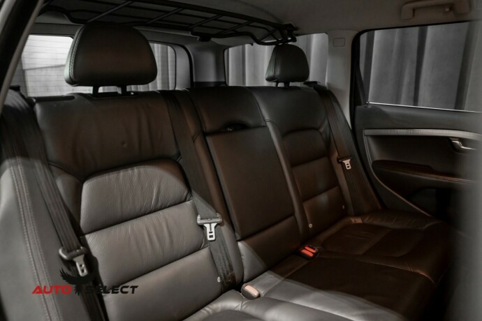 volvo-xc-70-diesel-2011-big-13