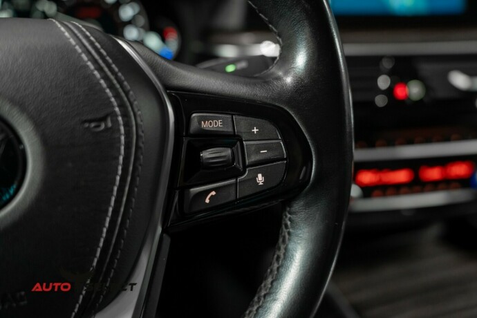 bmw-5-serie-bensin-2018-big-38