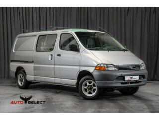 Toyota | HiAce | Diesel | 2005