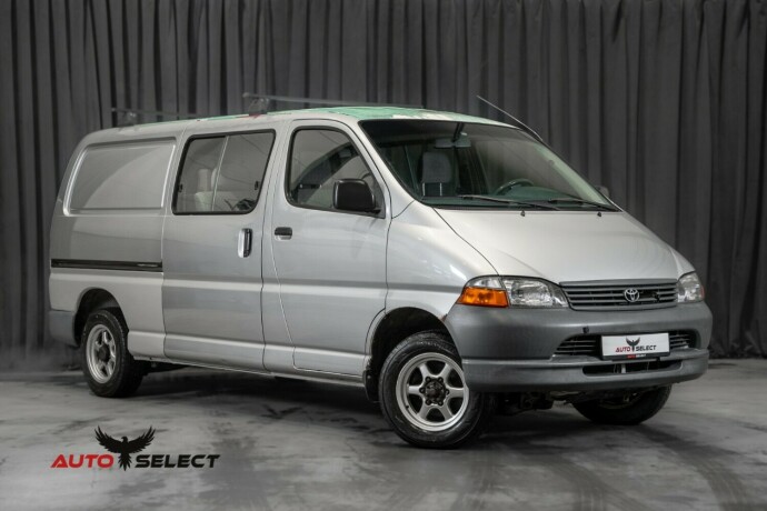 toyota-hiace-diesel-2005-big-0