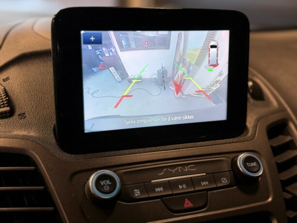 ford-transit-connect-diesel-2018-big-19