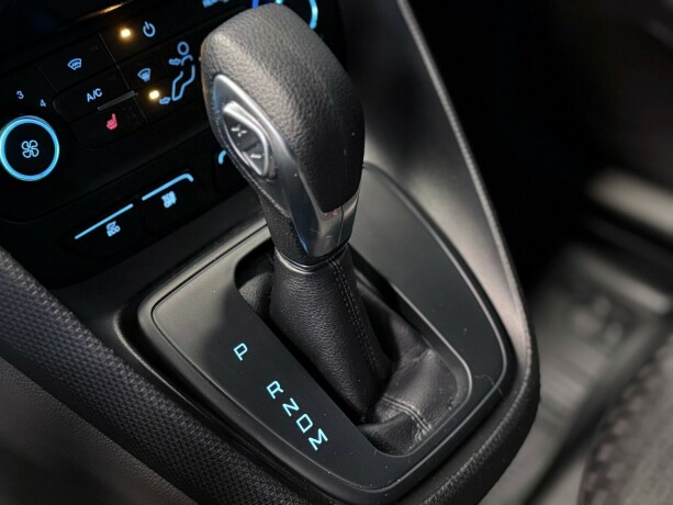 ford-transit-connect-diesel-2018-big-16