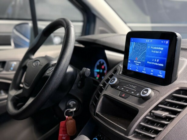 ford-transit-connect-diesel-2018-big-12