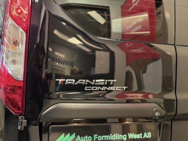 ford-transit-connect-diesel-2018-big-23