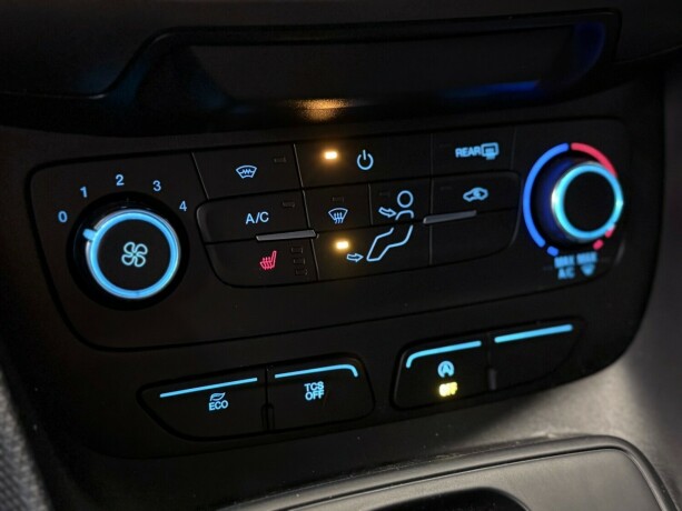 ford-transit-connect-diesel-2018-big-17