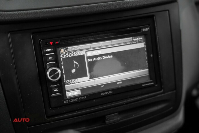 mercedes-benz-vito-diesel-2011-big-30