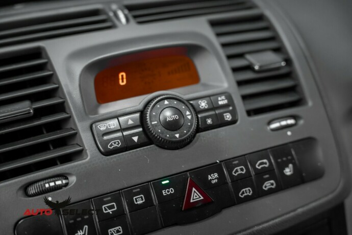 mercedes-benz-vito-diesel-2011-big-28