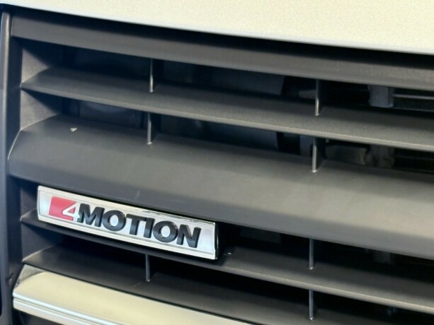 volkswagen-transporter-diesel-2017-big-2