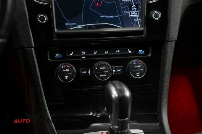 volkswagen-golf-bensin-2016-big-37