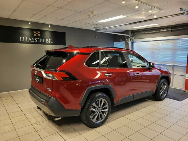 toyota-rav4-elektrisitetbensin-2020-big-5