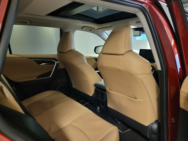 toyota-rav4-elektrisitetbensin-2020-big-16