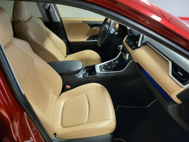 toyota-rav4-elektrisitetbensin-2020-big-15