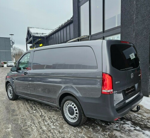 mercedes-benz-vito-diesel-2022-big-3