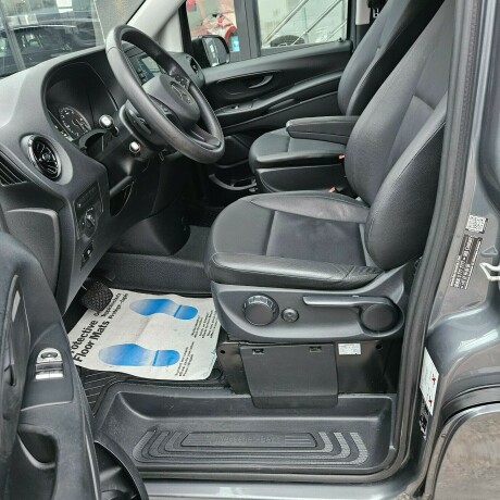 mercedes-benz-vito-diesel-2022-big-6