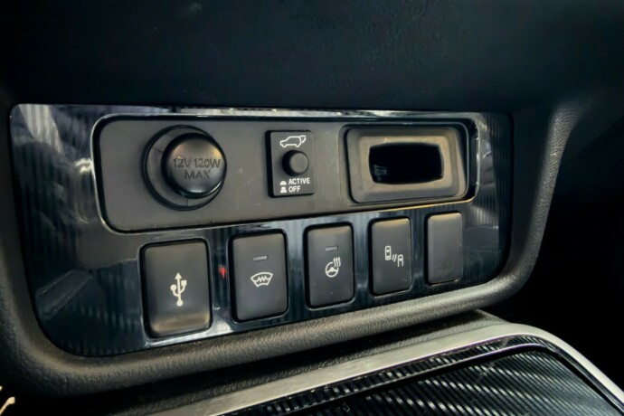 mitsubishi-outlander-elektrisitetbensin-2019-big-22