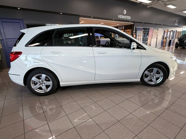 mercedes-benz-b-klasse-diesel-2012-big-7