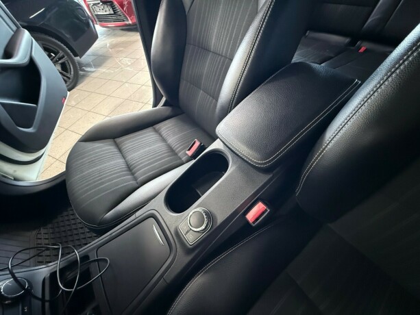 mercedes-benz-b-klasse-diesel-2012-big-17