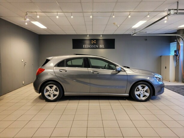 mercedes-benz-a-klasse-bensin-2013-big-3