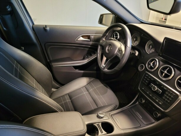 mercedes-benz-a-klasse-bensin-2013-big-14